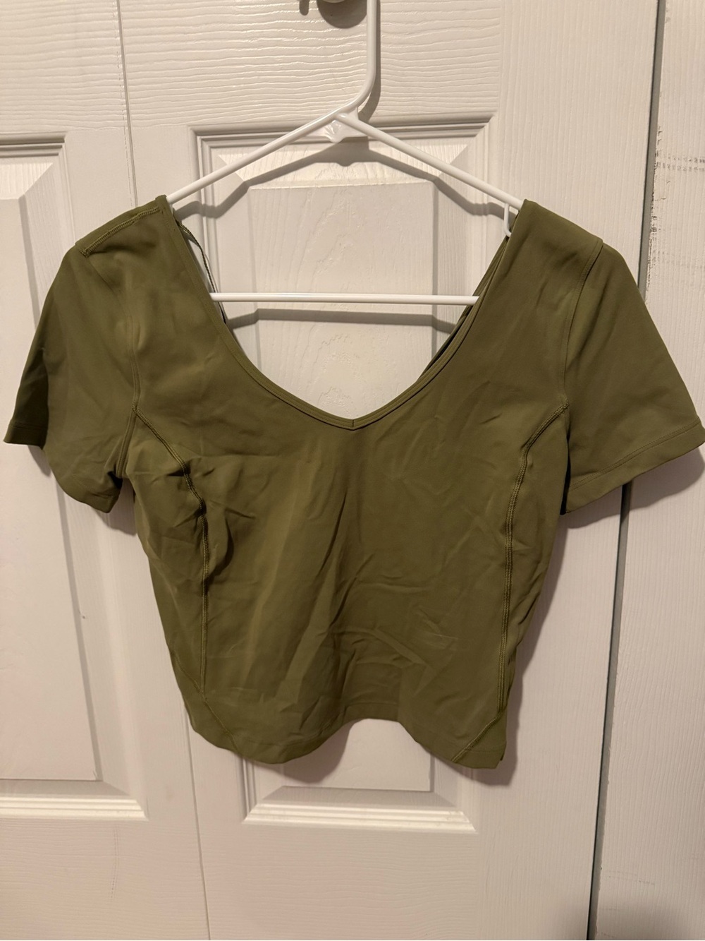 lululemon athletica Olive Scoop-Neck Short Sleeve Crop Top